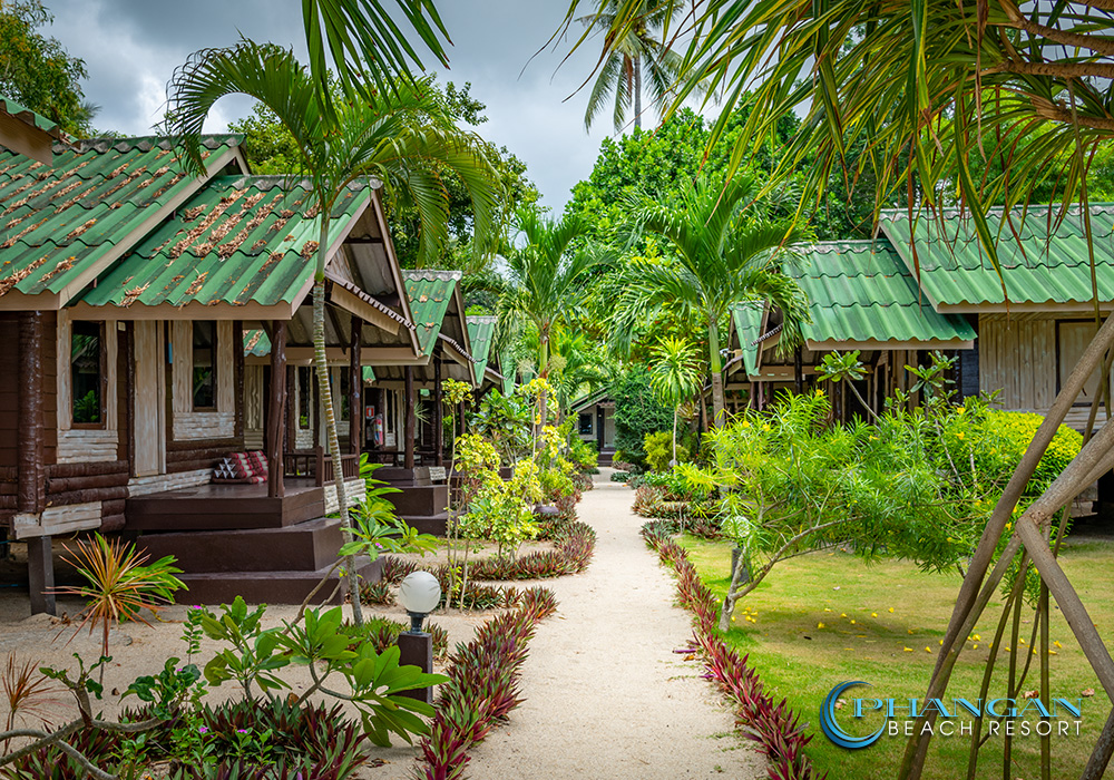 koh phangan traditional bungalow fan